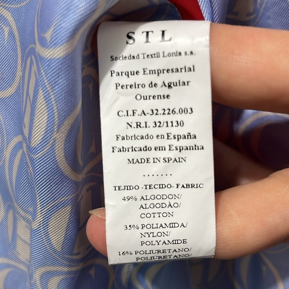 ❤️AS NEW❣️EUC❣️CAROLINA HERRERA❣️CH Short Rain Jacket. Genuine Leather trim. - Picture 12 of 13